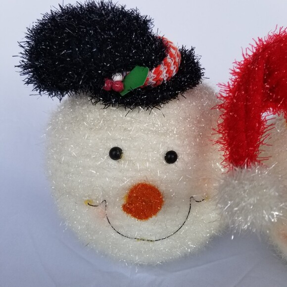 2 Hanging Snowman's Heads - Picture 2 of 6